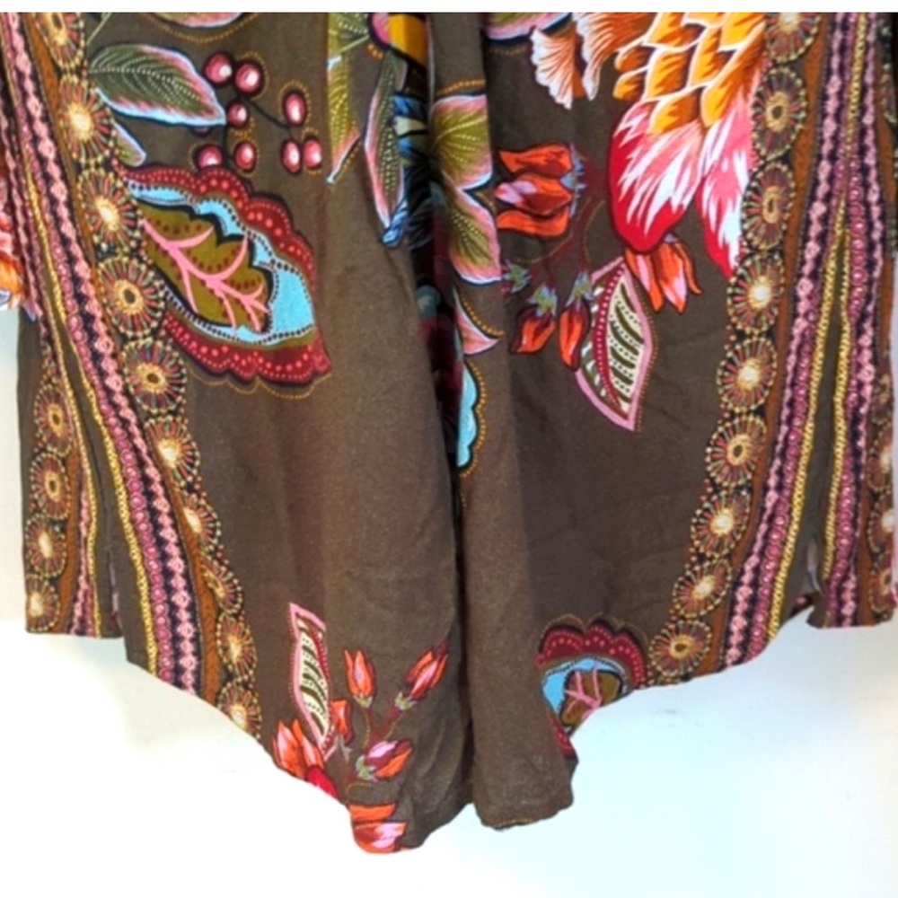 FARM Rio Floral Romper - Picture 6 of 9